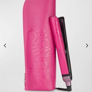 *New* GHD Platinum plus 1” smart styler